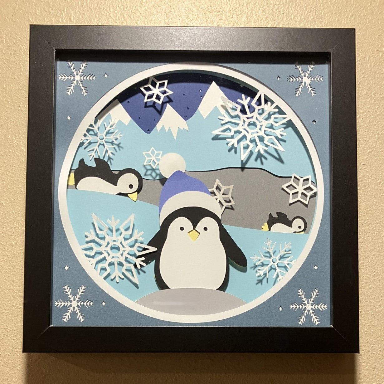 Playing Penguins, Shadowbox